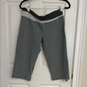 Patagonia Gray and Black Leggings